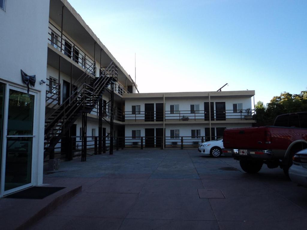 Maxihotel Los Mochis Exterior photo