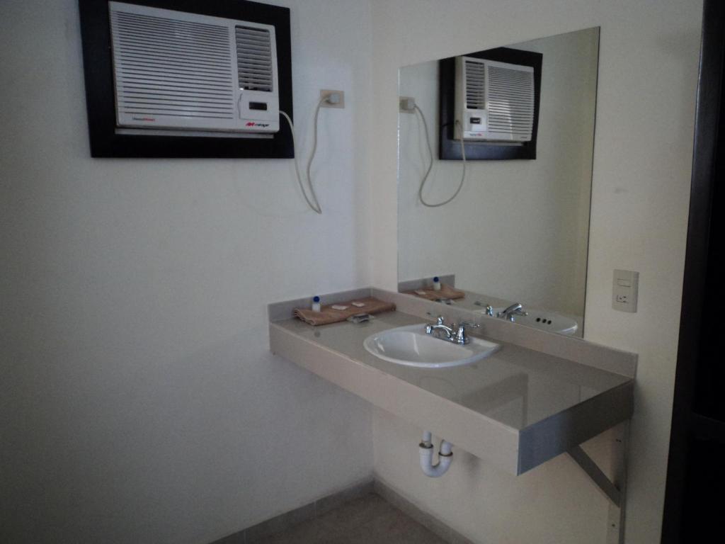 Maxihotel Los Mochis Exterior photo