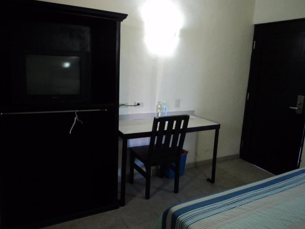 Maxihotel Los Mochis Exterior photo
