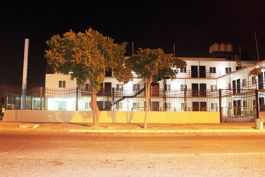 Maxihotel Los Mochis Exterior photo